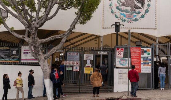 The Los Angeles Mexican Consulate is surrounded by citizens on May 8, 2021.