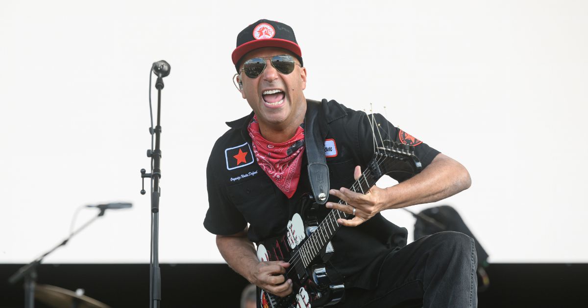 Rage Against the Machine Guitarist: Artists Who Don’t Share Political Views Belong in ‘Extra-Hot Layer of Hell’ Rage Against the Machine Guitarist: Artists Who Don’t Share Political Views Belong in ‘Extra-Hot Layer of Hell’