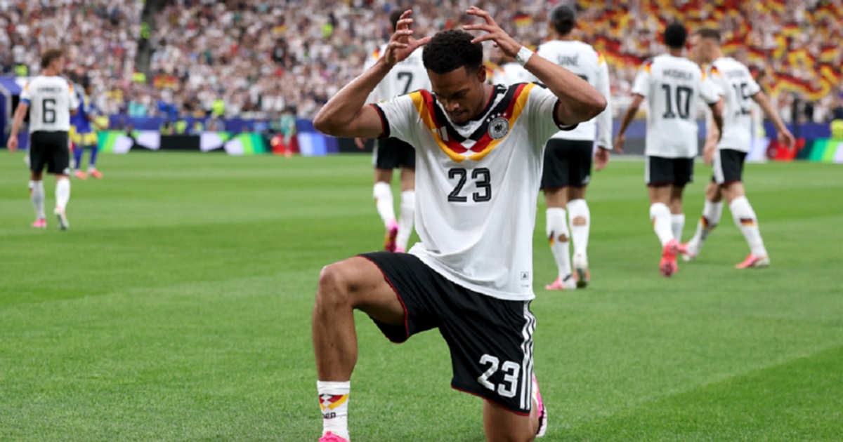 Mainstream Media Deceptively Twists the Truth About World Cup Star's Jesus-Honoring Celebration
