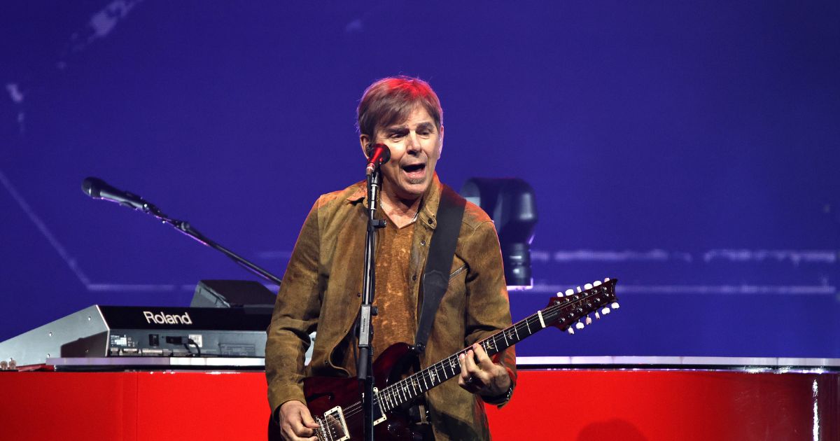 Watch: Legendary ‘Journey’ Band Member, Songwriter Tells Trump-Hating Bruce Springsteen to ‘Shut Up’ Watch: Legendary ‘Journey’ Band Member, Songwriter Tells Trump-Hating Bruce Springsteen to ‘Shut Up’