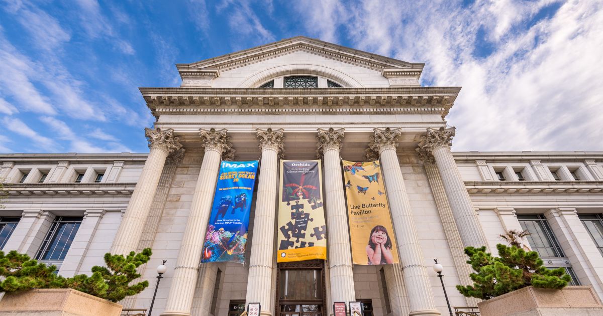 Smithsonian’s American History Museum Engages In ‘Extreme Political Activism,’ New White House Report Concludes Smithsonian’s American History Museum Engages In ‘Extreme Political Activism,’ New White House Report Concludes