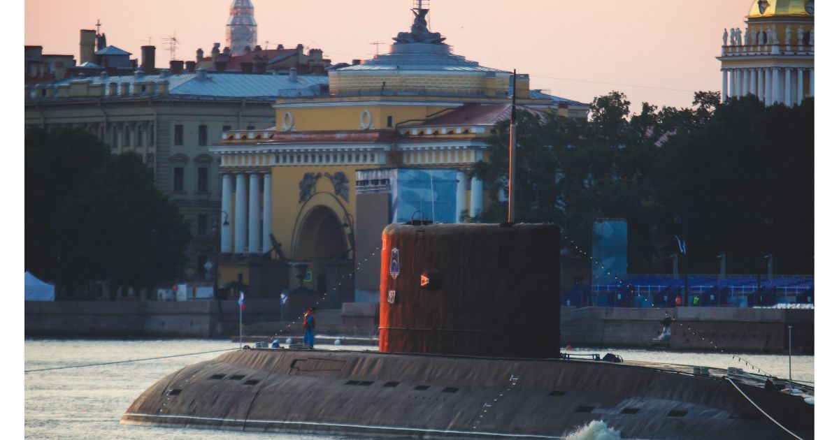 Report: Russia Is Giving China ‘Incredibly Important’ Military Technology to Use Against US Report: Russia Is Giving China ‘Incredibly Important’ Military Technology to Use Against US