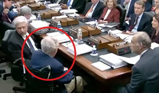 Sen. Mitch McConnell incorrectly voted, and then had to be corrected, during a critical U.S. Senate committee vote on Sept. 16, 2026.