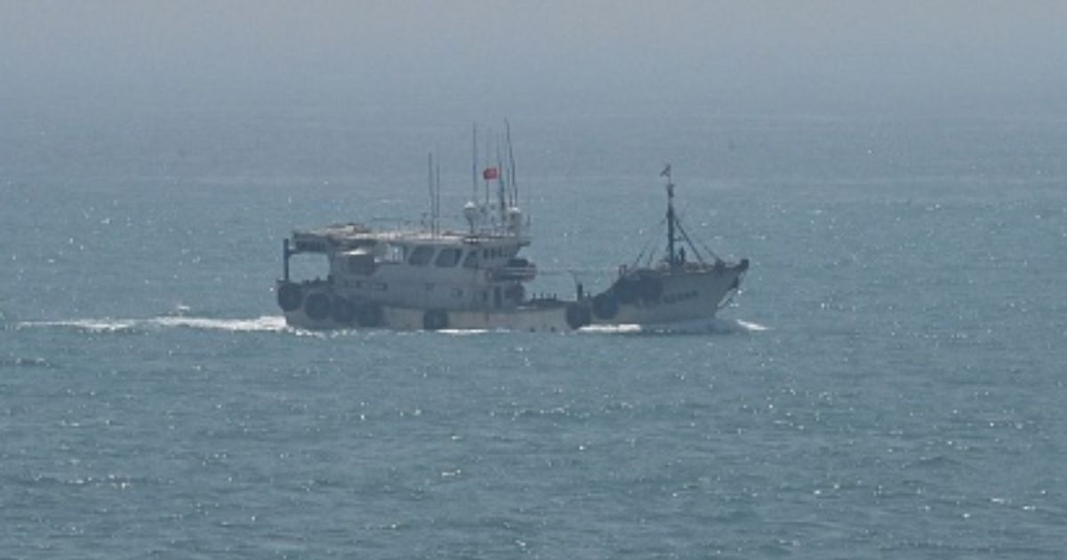 Chinese Air and Sea Forces Close in Around Taiwan as Tensions Rise Chinese Air and Sea Forces Close in Around Taiwan as Tensions Rise