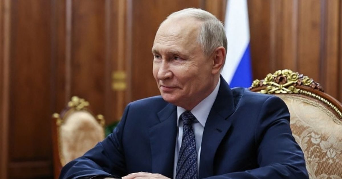 Vladimir Putin, Russian President, sits in a gilded room in Moscow during a meeting with the head of the Federal Customs Service on September 21, 2026.