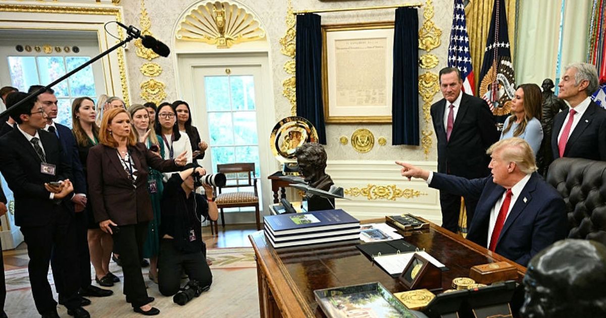 Breaking: Trump-Appointed Judge Orders White House to Restore CNN, MS NOW, Politico Access Breaking: Trump-Appointed Judge Orders White House to Restore CNN, MS NOW, Politico Access
