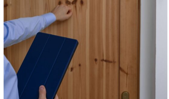 When confronted, the phony polling organization posted a confession on social media.