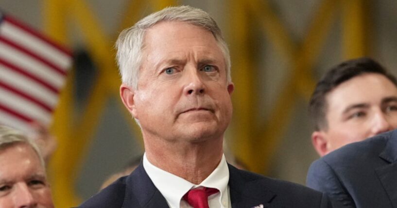 Senator Roger Marshall (R-KS) stands near Vice President JD Vance during an event at Olathe, Kansas on September 14, 2026.