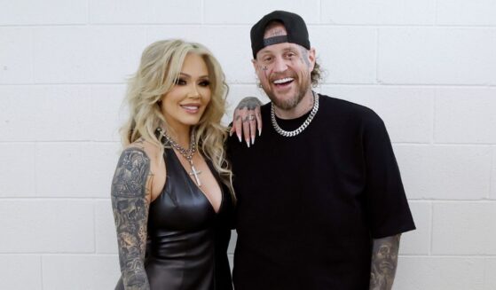Bunnie XO and Jelly Roll smile for the cameras at an event at The Palazzo Theater at The Venetian Resort Las Vegas on Feb. 26, 2026 in Las Vegas, Nevada.