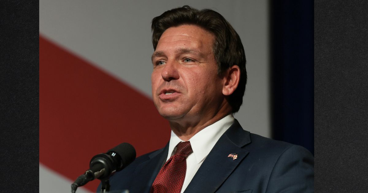 Ron DeSantis Begs Floridians to Evacuate as Hurricane Isaias Strengthens in Gulf of America Ron DeSantis Begs Floridians to Evacuate as Hurricane Isaias Strengthens in Gulf of America